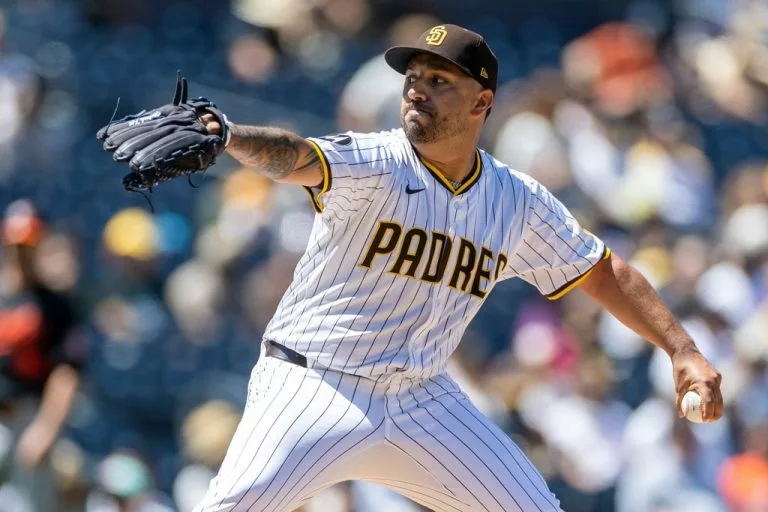 Cincinnati Reds vs San Diego Padres Picks and Prediction for Tuesday September 9th, 2025