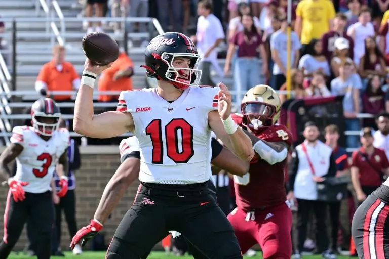 Middle Tennessee vs Western Kentucky Picks and Predictions for Saturday, November 15, 2025