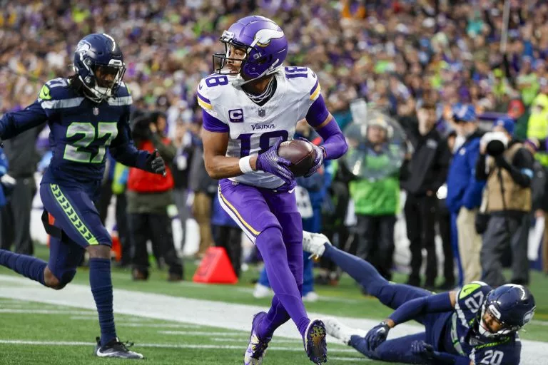 Minnesota Vikings vs New York Giants Picks, Prediction, Odds, and Line Movement for Sunday December 21 2025