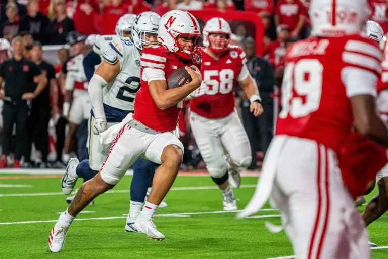 Oregon vs Northwestern Picks and Predictions for Saturday, September 13, 2025