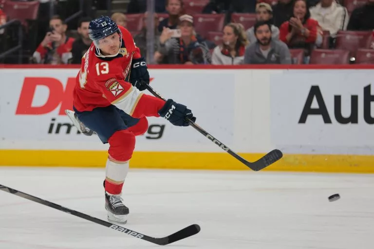 Vancouver Canucks vs Florida Panthers Picks and Predictions for Monday, November 17, 2025