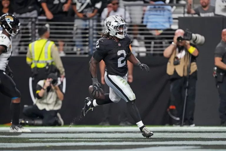 New York Giants vs Las Vegas Raiders Picks & Prediction Sunday, December 28, 2025