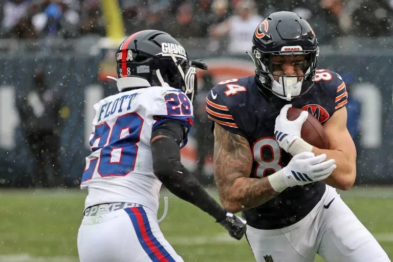 Chicago Bears at Minnesota Vikings Picks and Predictions for Sunday, November 16, 2025