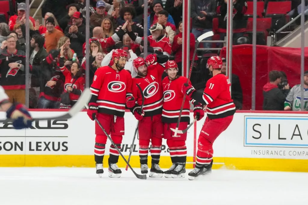 Golden Knights vs Hurricanes Prediction Game 2