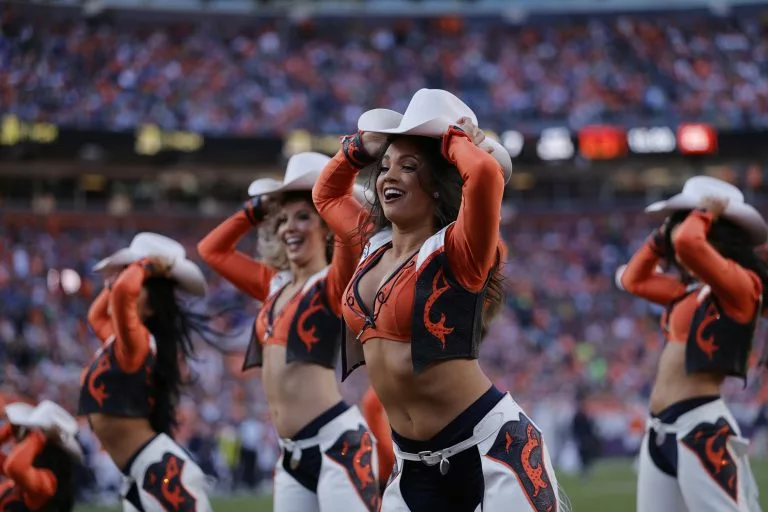 Jacksonville Jaguars at Denver Broncos — Picks & Prediction for Sunday, December 21, 2025