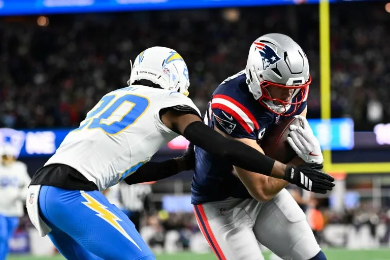 Houston Texans vs New England Patriots Picks, Prediction, Odds, and Line Movement for Sunday, January 18, 2026
