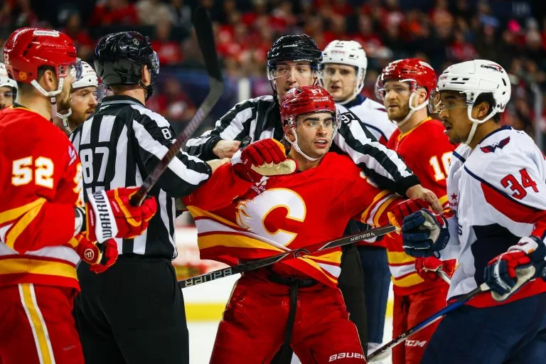 Tampa Bay Lightning vs Calgary Flames Picks and Predictions for Sunday March 22 2026