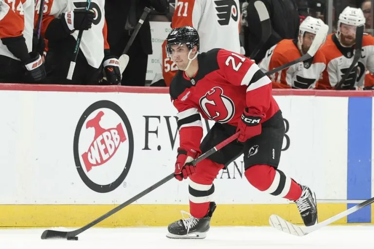 Pittsburgh Penguins vs New Jersey Devils Picks and Predictions for Thursday April 9, 2026