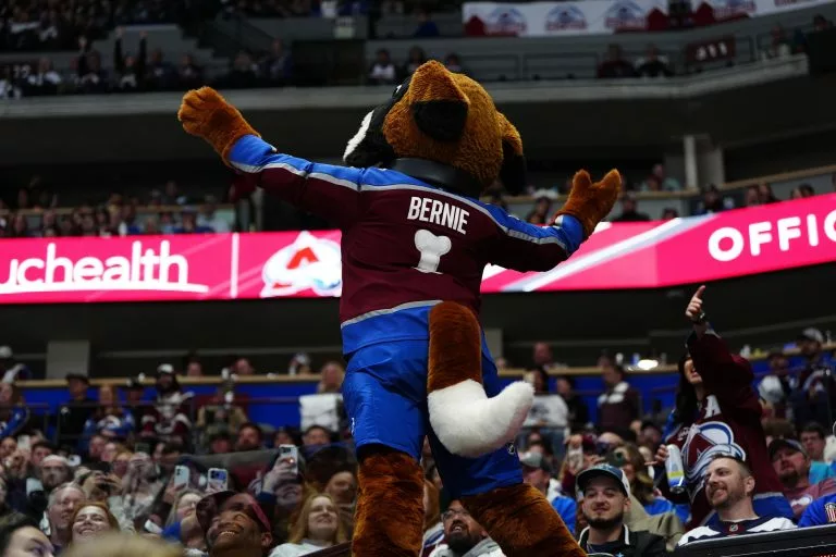 Los Angeles Kings vs Colorado Avalanche Picks and Predictions for Sunday April 19 2026