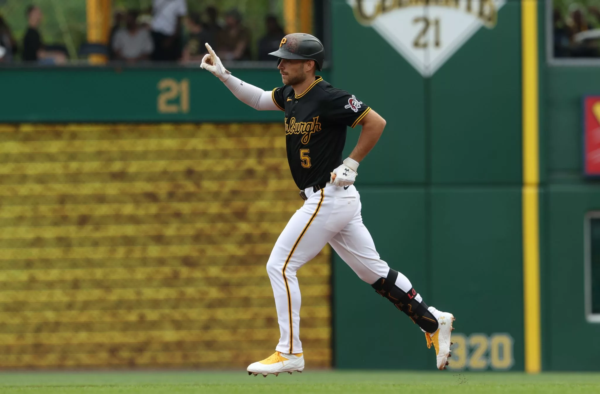 Pirates vs Padres prediction