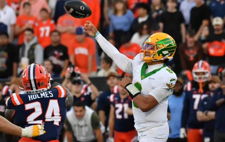 Northwestern vs Oregon Picks and Predictions for Saturday October 31 2026
